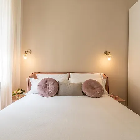 Genteel Cittadella Apartment *